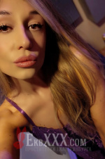 Алиса с сюрпризом